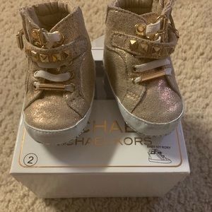 Baby girl higher top sneakers